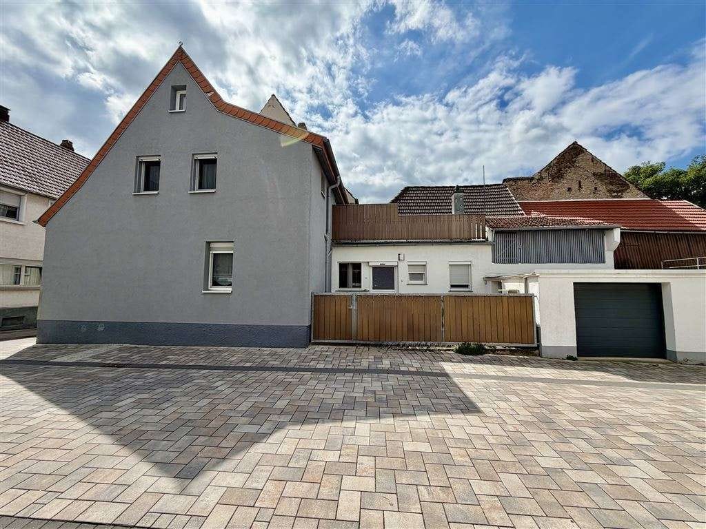 Immobilie in Nußloch - *PROVISIONSFREI* Doppelhaushälfte in ruhiger und dennoch zentraler Wohnlage von Nußloch - Bild 1