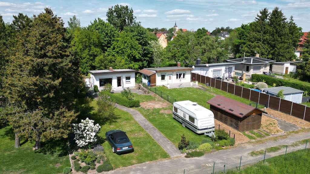Immobilie in Jesewitz - ZWEI Bungalows plus Baugrundstück in guter Lage ! - Bild 1
