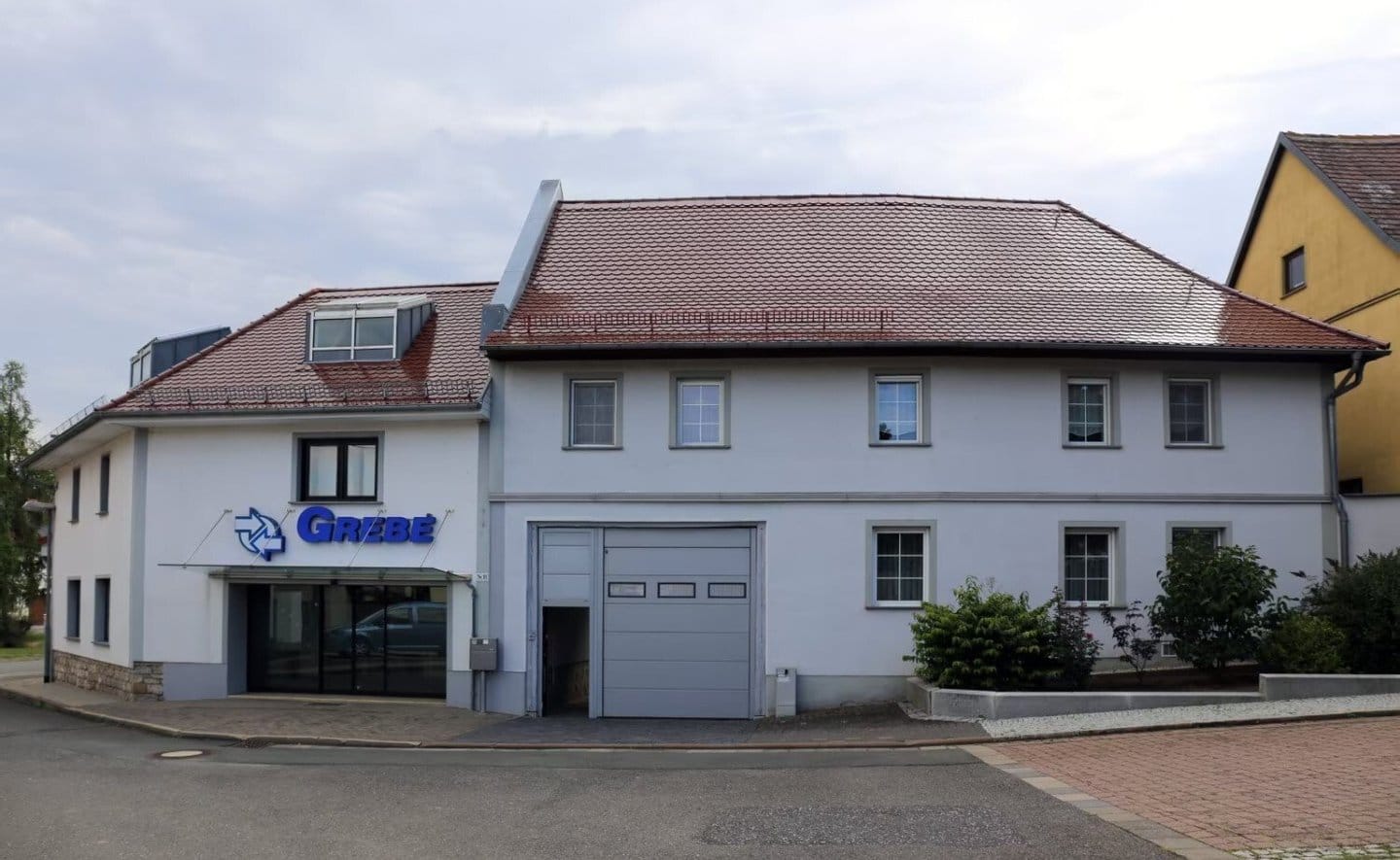 Immobilie in Ilmtal-Weinstraße - Pfiffelbach, Wohn-u.Geschäftshaus + Nebengeb. - Bild 0