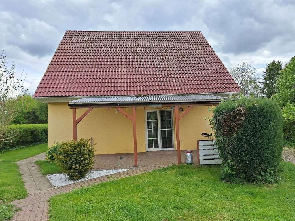 Immobilie in Gützkow - Kompaktes Einfamilienhaus mit Doppelgarage unweit von Gützkow - Bild 3