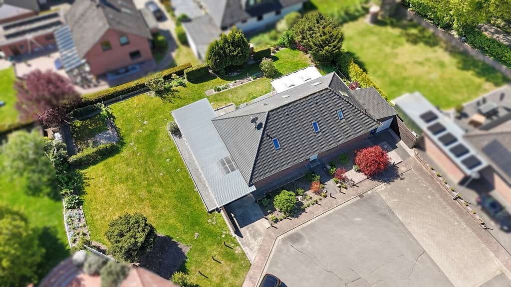 Immobilie in Burg (Dithmarschen) - Attraktives Einfamilienhaus in Sackgassenlage von Burg (Dithmarschen) - Bild 3