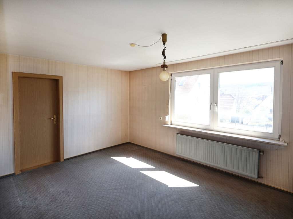 Immobilie in Mögglingen - Wohnhaus mit großem Grundstück in sonniger Ausrichtung! - Bild 1