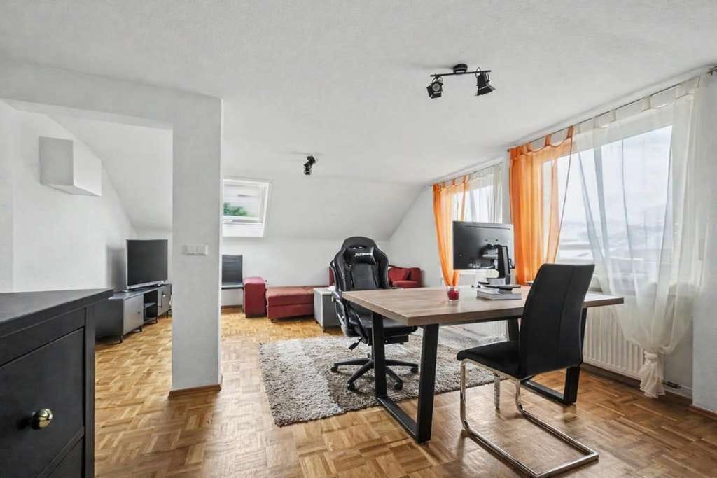 Immobilie in Neckartenzlingen - Helle, vermietete 2-Zimmer-Dachgeschosswohnung in gefragter Lage von Neckartenzlingen - Bild 3