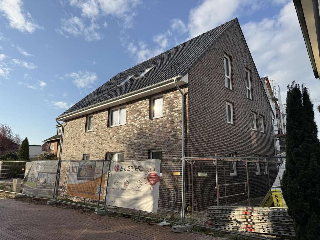 Immobilie in Gescher - Modernes Wohnen mit Charakter – OG-Wohnung in kernsanierter Stadtvilla - Bild 1