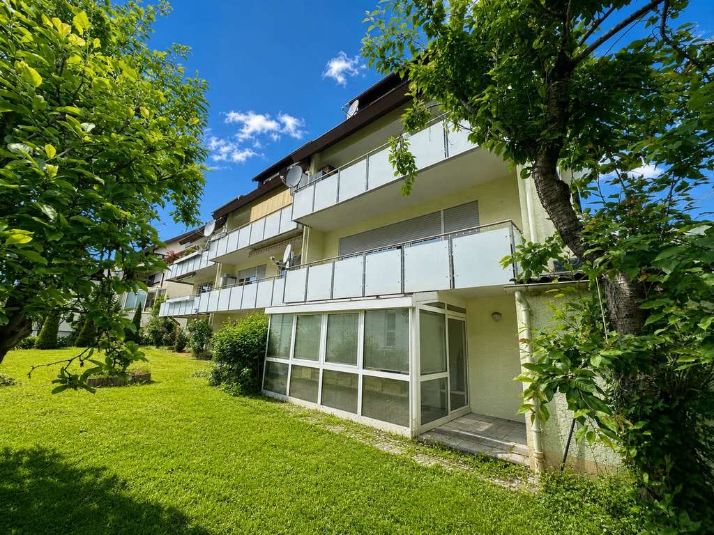 Immobilie in Filderstadt - Gepflegte, renovierte 1,5 - 2-Zimmerwohnung mit Wintergarten und 
gem. Gartenbereich in Südlage - Bild 0