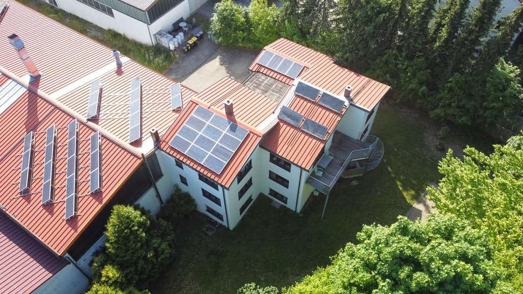 Immobilie in Ravensburg - Bürogebäude mit Betriebsleiterwohnung in Ravensburg-Schmalegg - Bild 1