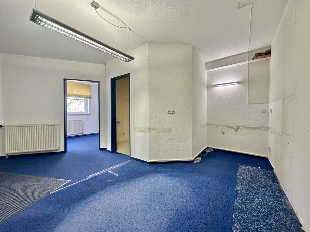 Immobilie in Neuenrade - Attraktive Einheit mit vielfältigen Nutzungsmöglichkeiten – Praxis, Büro oder Wohnkonzept - Bild 3