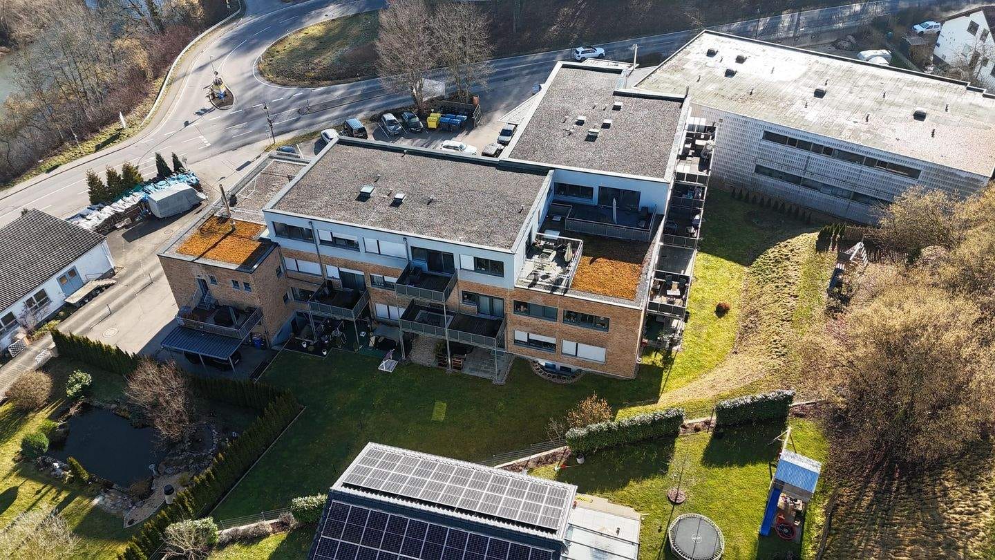 Immobilie in Sigmaringendorf - Renditeobjekt mit drei attraktiven Wohnungen - Bild 0