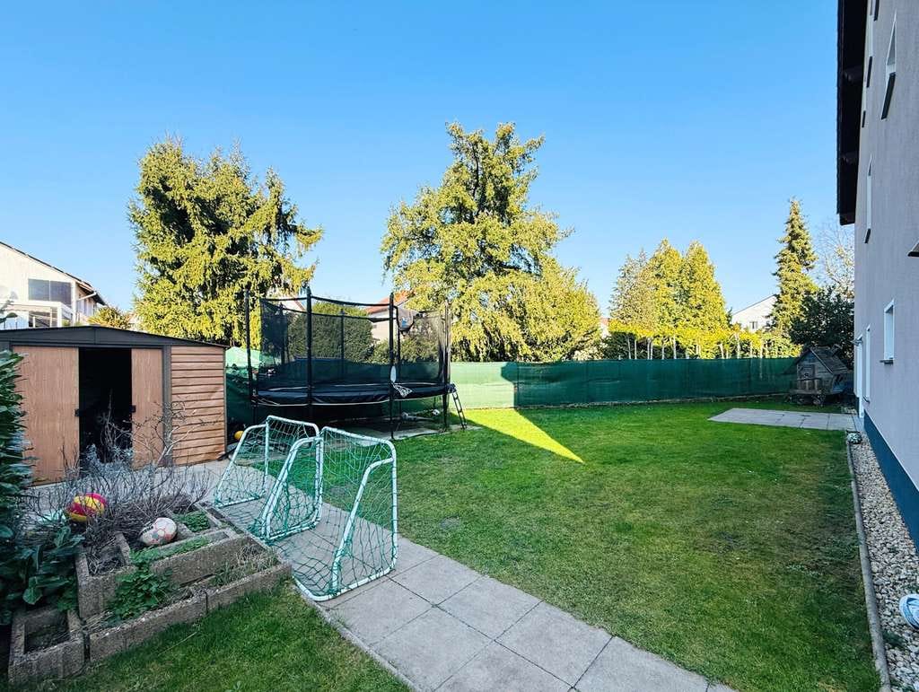 Immobilie in Erzhausen - EIN HAUS VOLLER MÖGLICHKEITEN: Großzügiges Wohnen, vermietete WHG, Garten, eigene Einfahrt & mehr - Bild 2