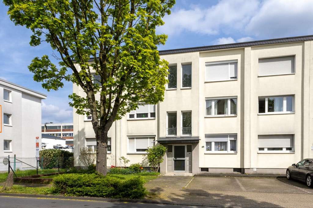 Immobilie in Leverkusen - Leverkusen-Bürrig:
Solide Kapitalanlage mit Potenzial nebst Garage in zentraler Lage! - Bild 0