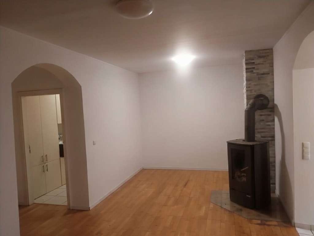 Immobilie in Wellen - Renovierte 5-Zimmer Erdgeschosswohnung mit Garten in Wellen - Bild 4