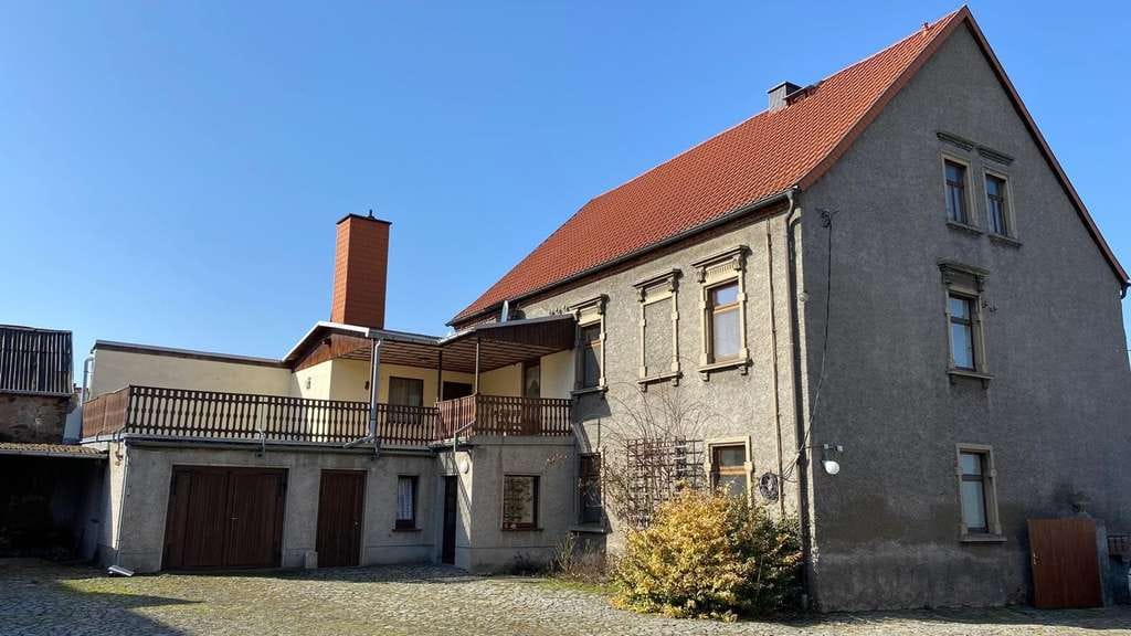 Immobilie in Liebschützberg - Zwei Wohnhäuser und eine Werkstatt - Bild 2