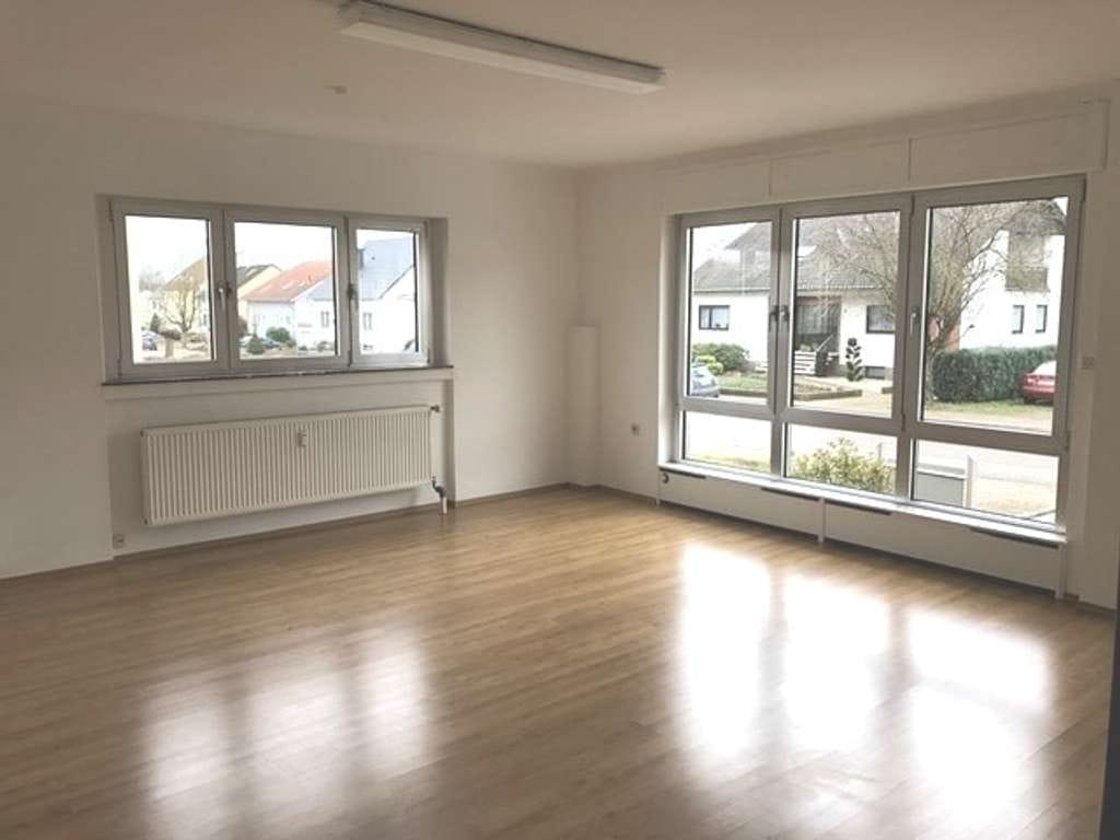 Immobilie in Überherrn - Mehrfamilienhaus in verkehrsgünstiger Lage - Bild 2