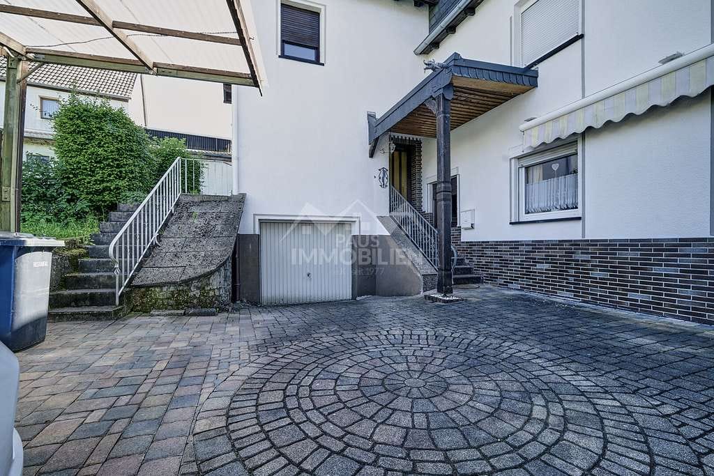 Immobilie in Dattenberg - Großzügige Doppelhaushälfte mit Balkon und Garage – ideal für Familien und Mehrgenerationenwohnen - Bild 2