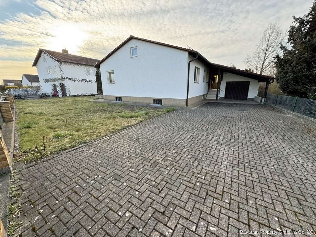 Immobilie in Geiselhöring - Bungalow mit großem Grundstück in ruhiger Lage von Geiselhöring - Bild 1