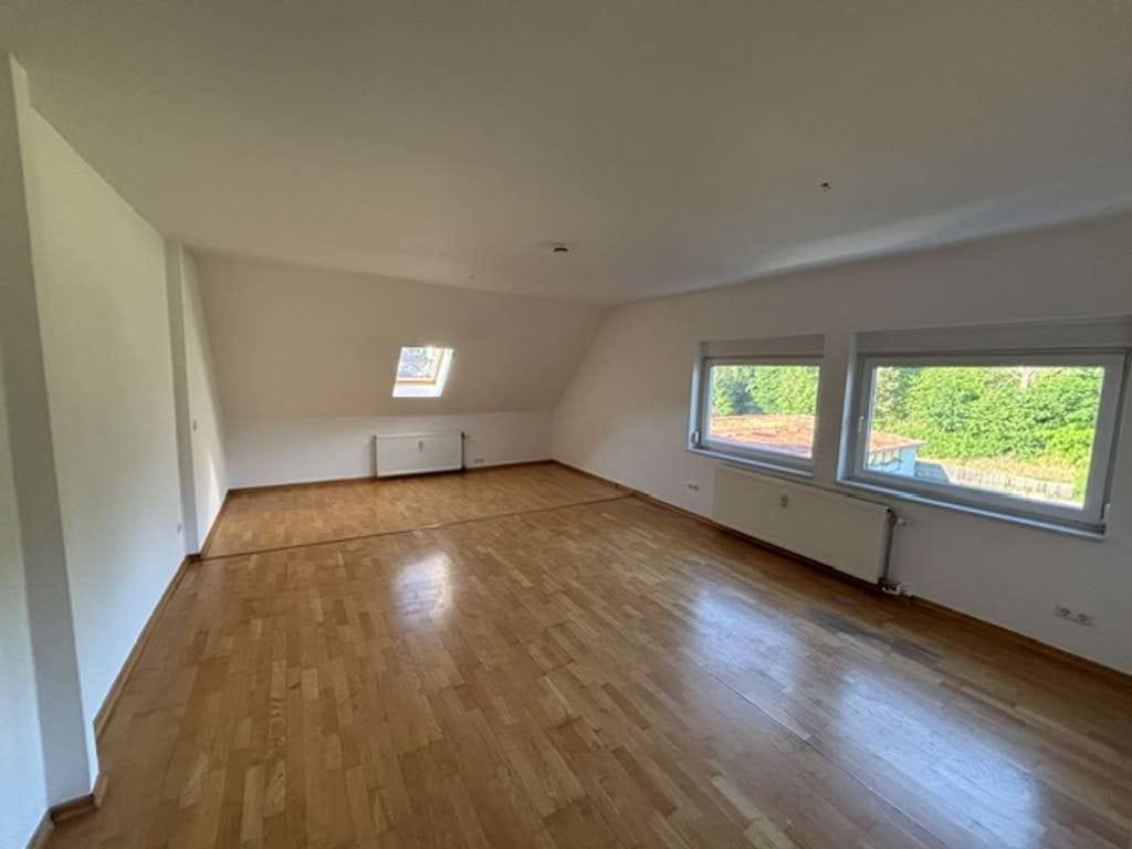 Immobilie in Hünstetten - Provisionsfrei-Moderne 3-Zimmer-Maisonettewohnung mit Terrasse und Einzelgarage! - Bild 3