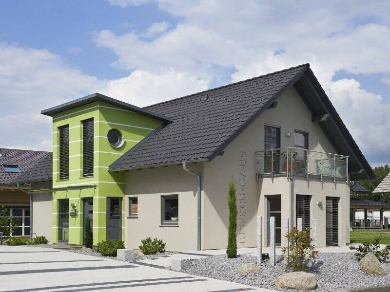 Immobilie in Geltendorf - Bezugsfertiges Mehrgenerationenhaus (Valencia) inklusive Bodenplatte und Grundstück - Bild 0