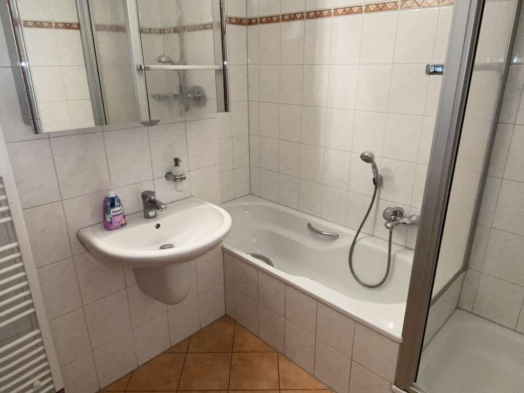 Immobilie in Leinfelden-Echterdingen - Seniorengerecht 3,5 Zimmer-Wohnung mit Aussicht - Bild 4