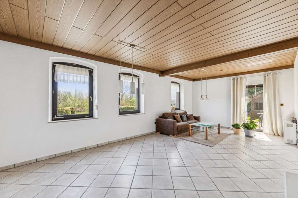 Immobilie in Gefrees - Zweifamilienhaus in ländlicher Lage von Gefrees - Bild 2