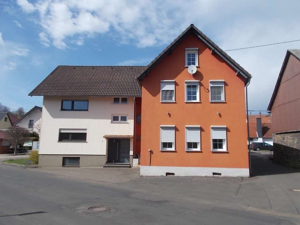Immobilie in Schotten - Zwei Wohnungen mit reichlich Raum in Schotten-Kaulstoß - Bild 1