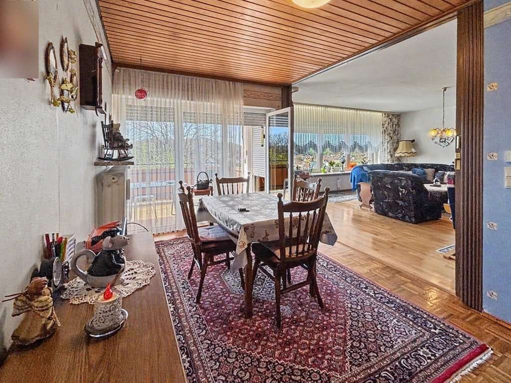 Immobilie in Lemberg - Einfamilienhaus mit Einliegerwohnung und großem Waldgrundstück in ruhiger Wohnlage von Lemberg - Bild 4