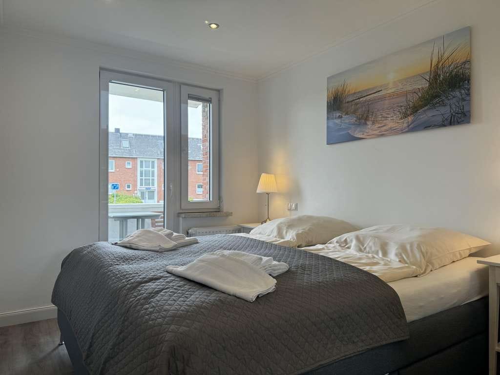 Immobilie in Hörnum (Sylt) - Charmante und frisch renovierte 2-Zimmer-Wohnung mit Balkon - Bild 0