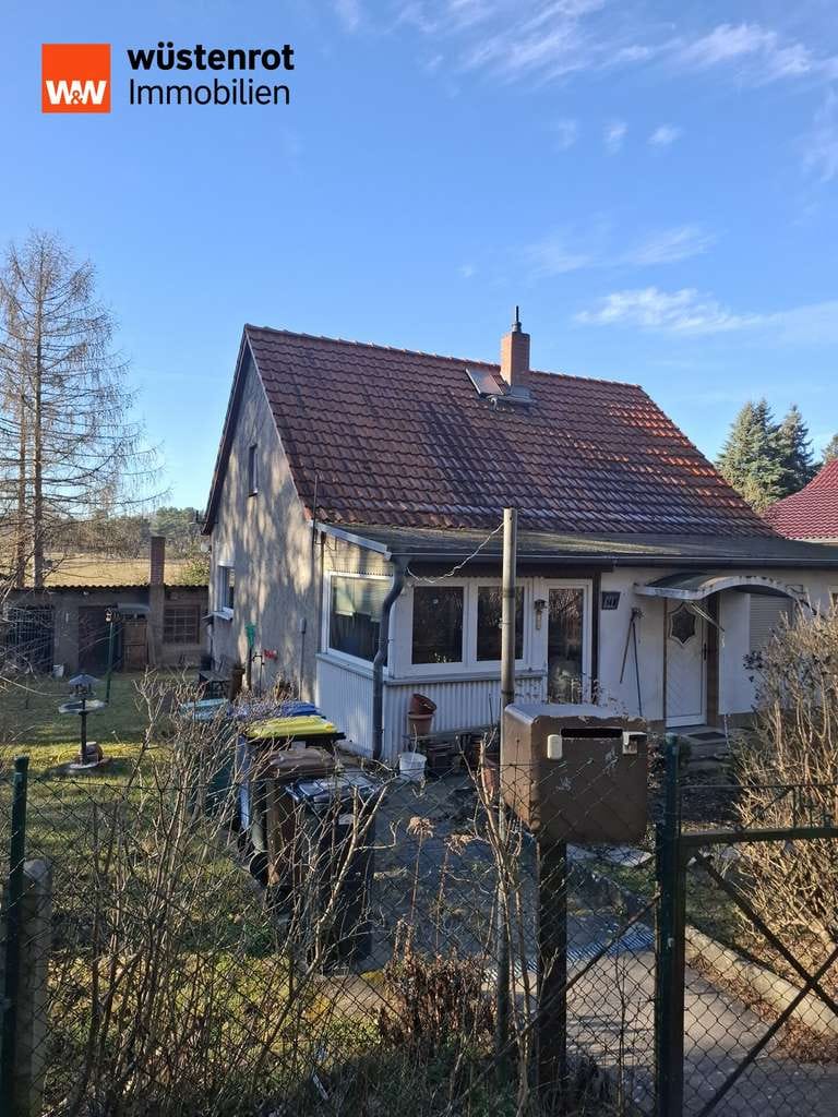 Immobilie in Joachimsthal - *schönes modernisierungsbedürftiges Einfamilienhaus in traumhafter Grünlage* - Bild 0