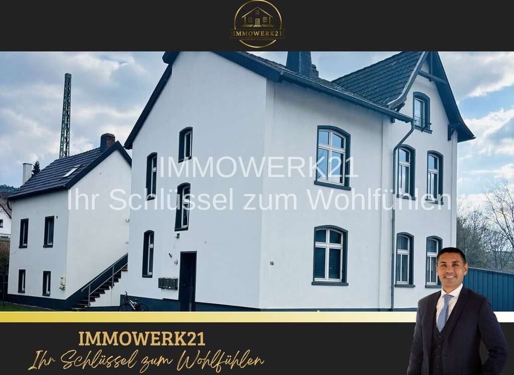 Immobilie in Kall - MFH mit 6 WE + 5 Garagen + Bauland in zentraler Lage von Kall - Top Rendite! ca. 40.000€ Kaltmiete!! - Bild 0