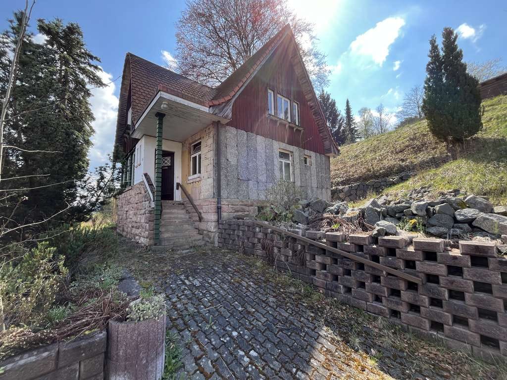 Immobilie in Schmalkalden - Wohnen mit Geschichte – ein Haus für Liebhaber besonderer Immobilien - Bild 4