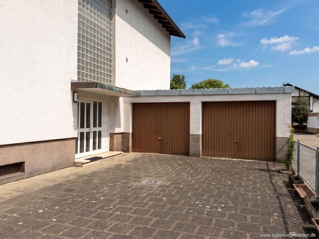 Immobilie in Oftersheim - ***3-FAMILIENHAUS MIT BALKONEN - GARTEN & 2 GARAGEN*** - Bild 3