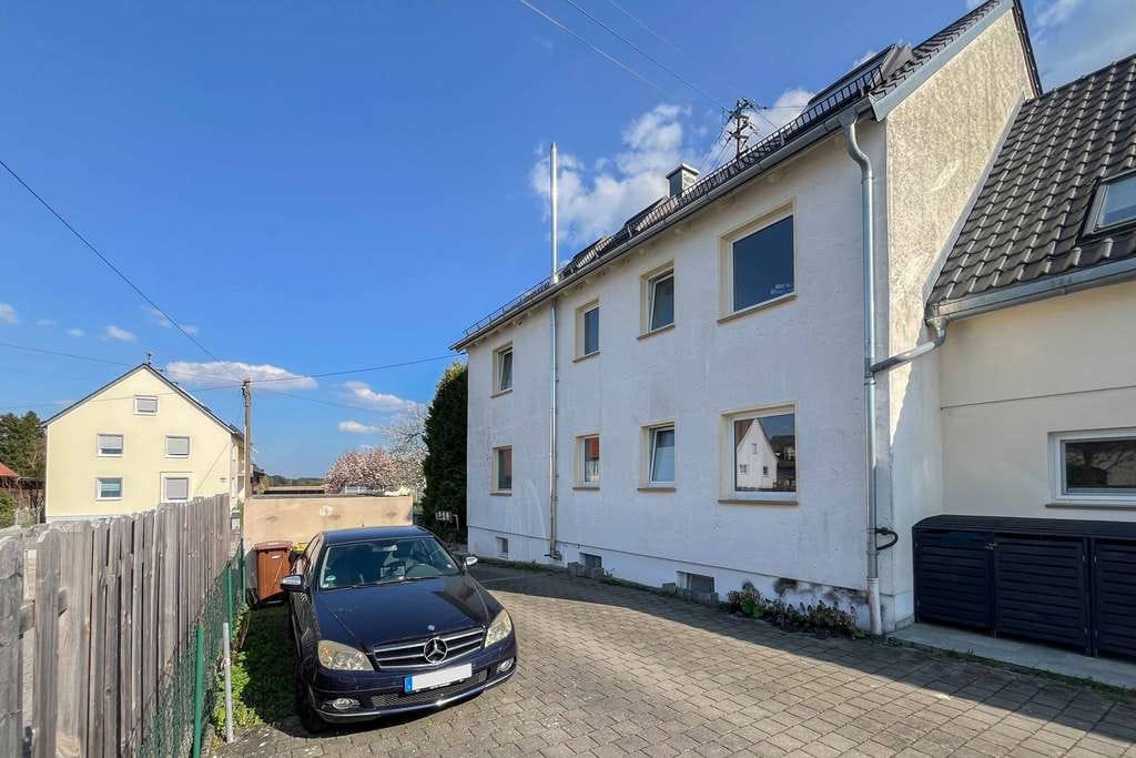 Immobilie in Heretsried - Kapitalanleger aufgepasst - 5% Rendite - DG Wohnung im schönen Reutern bei Welden - Bild 1