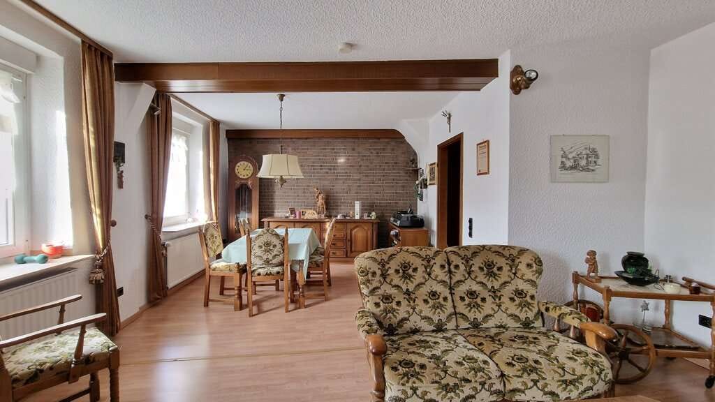 Immobilie in Würselen - Modernisierungsbedürftiges Einfamilienhaus mit großem Garten im Herzen von Bardenberg - Bild 4