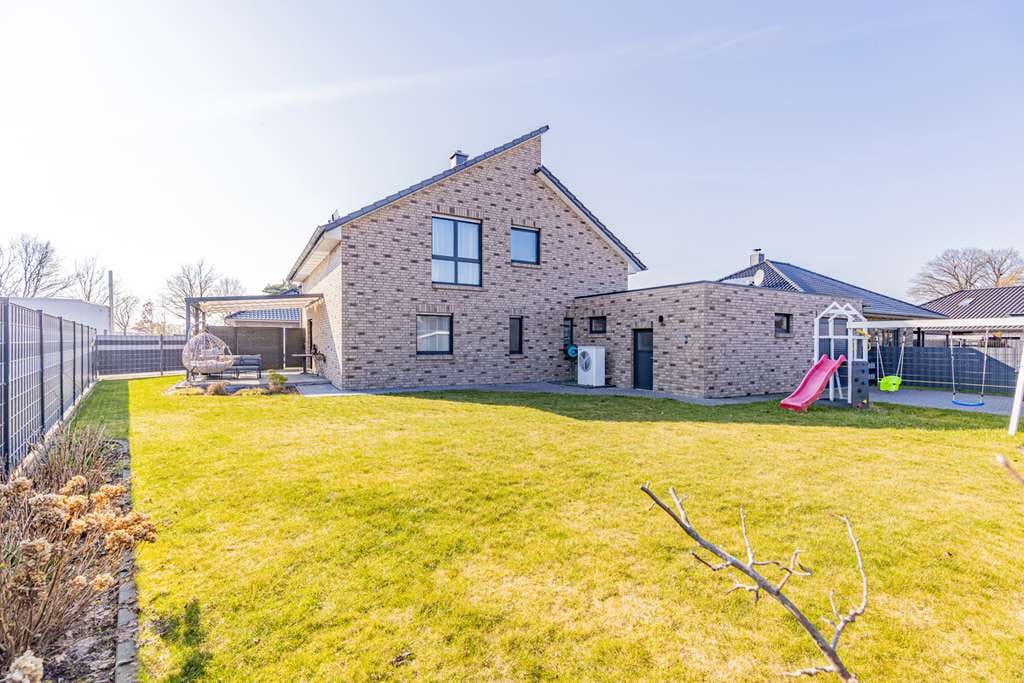 Immobilie in Wahrenholz - Exklusives Einfamilienwohnhaus in Wahrenholz - Bild 3