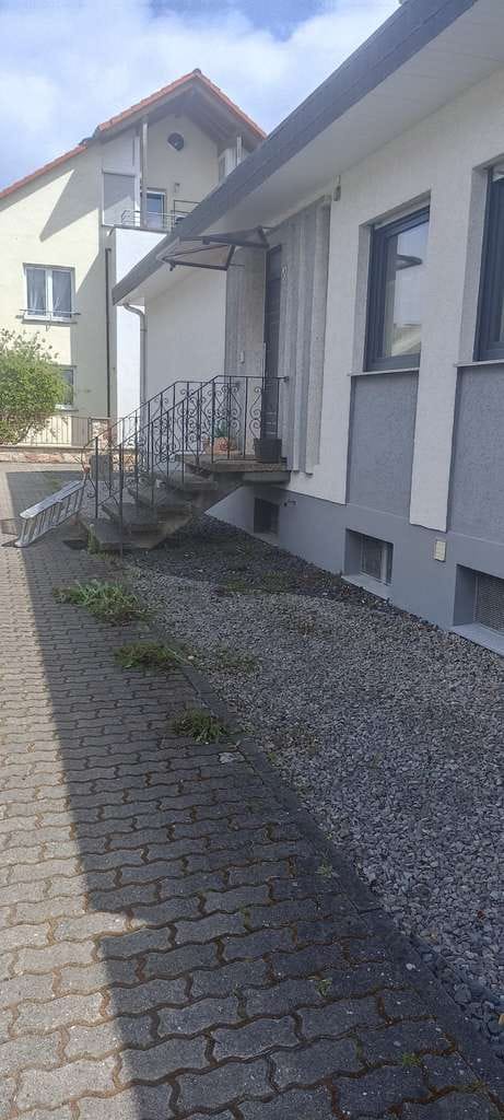 Immobilie in Dannstadt-Schauernheim - Großzügiger Zweifamilien-Bungalow mit Einlieg.Wohng. in Dannstadt-Schauernheim zu verkaufen - Bild 1