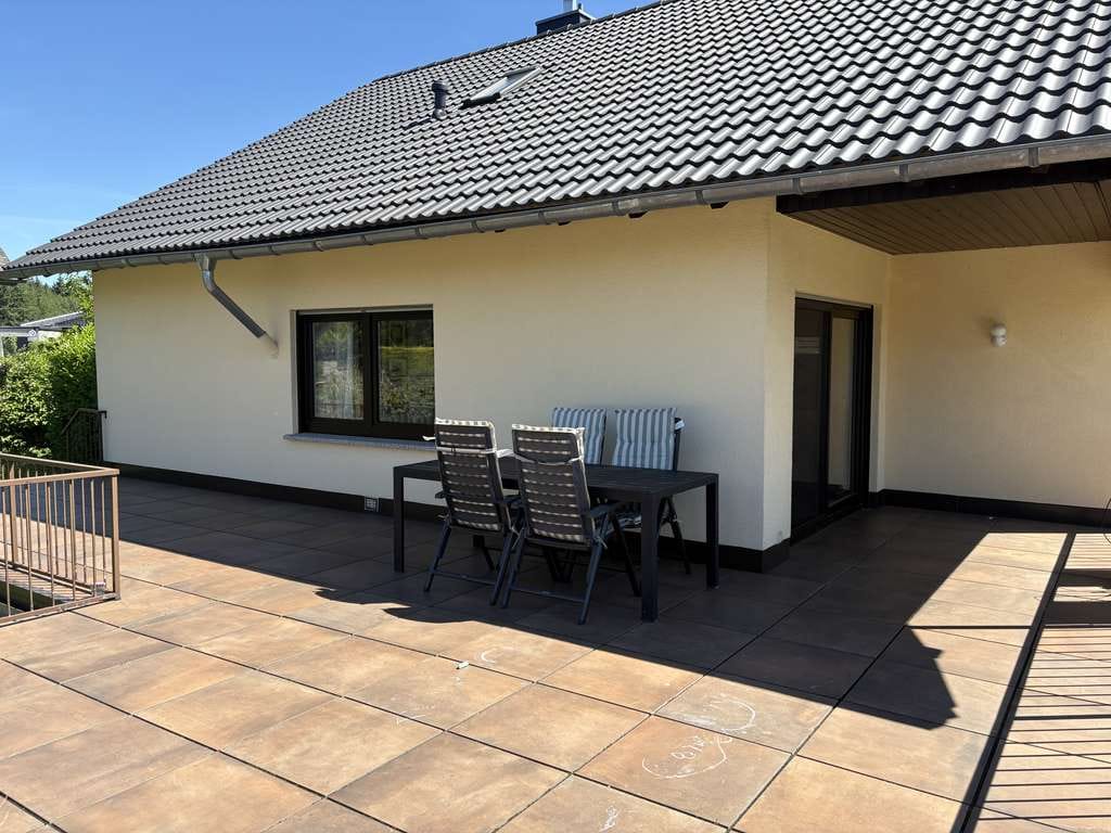 Immobilie in Ehlscheid - Ein Haus, das begeistert: Großzügiges Eckhaus mit Traum-Wohnbereich & XXL-Terrasse - Bild 4