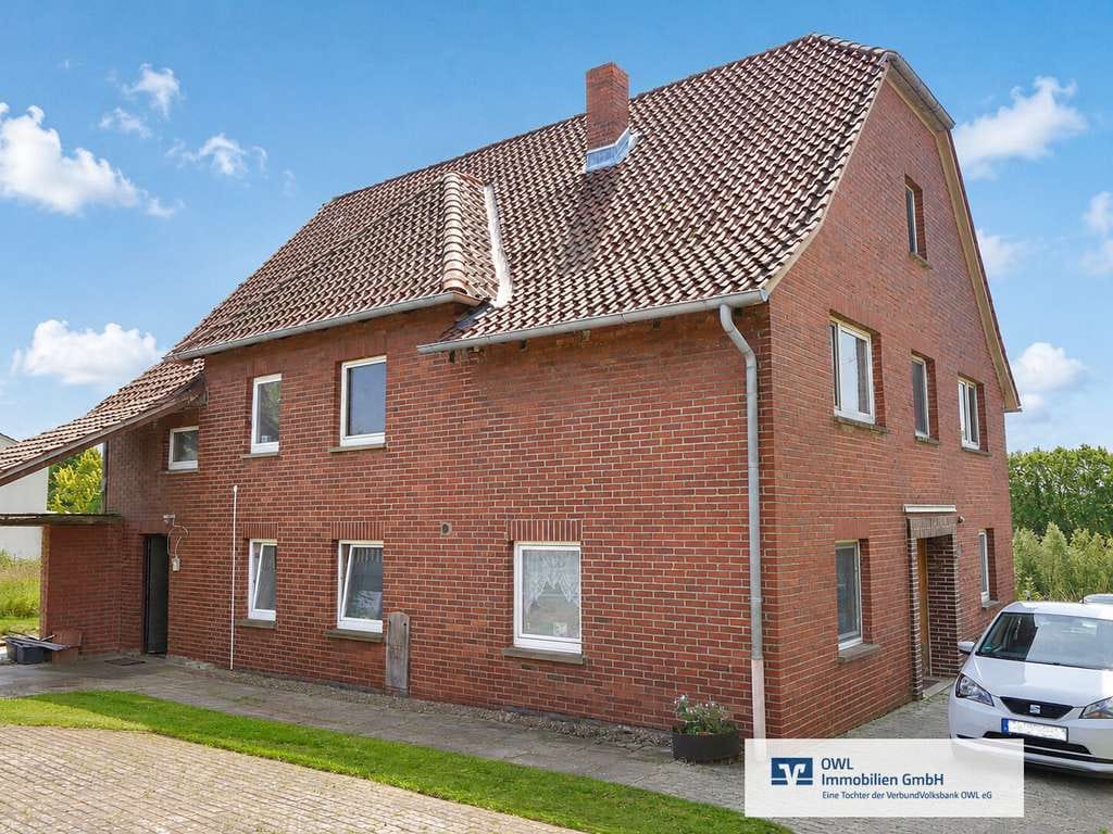 Immobilie in Porta Westfalica - Attraktives Familienhaus mit 2 Wohnungen und großem Grundstück in traumhafter Lage - Bild 0