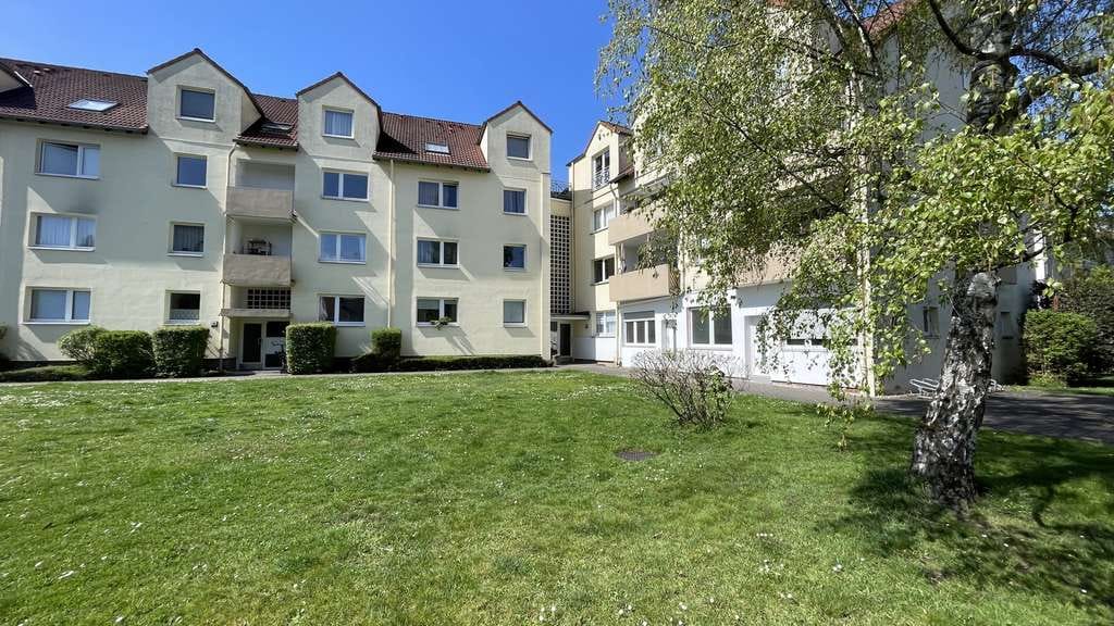 Immobilie in Bergisch Gladbach - Tolle 2- Zimmerwohnung mit Terrasse - Bild 0