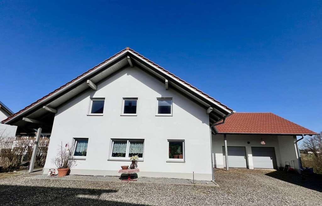 Immobilie in Adlkofen - Ländliche Idylle: EFH mit Scheune, Altbestand und großzügigen Baugrundstück - Bild 3