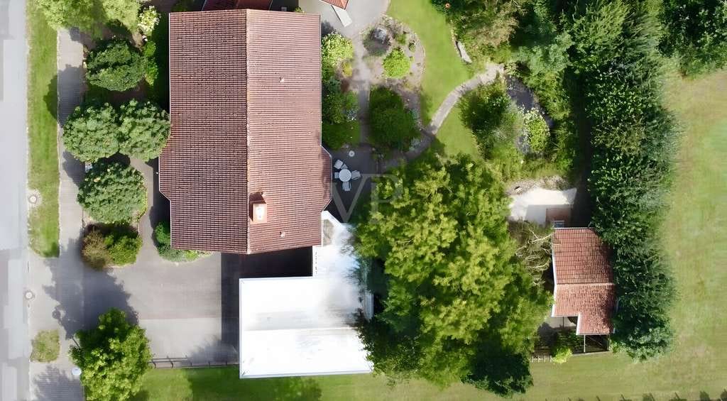 Immobilie in Handrup - Wohnkomfort auf einer Ebene: Gepflegter Bungalow mit besonderem Gartenflair - Bild 0