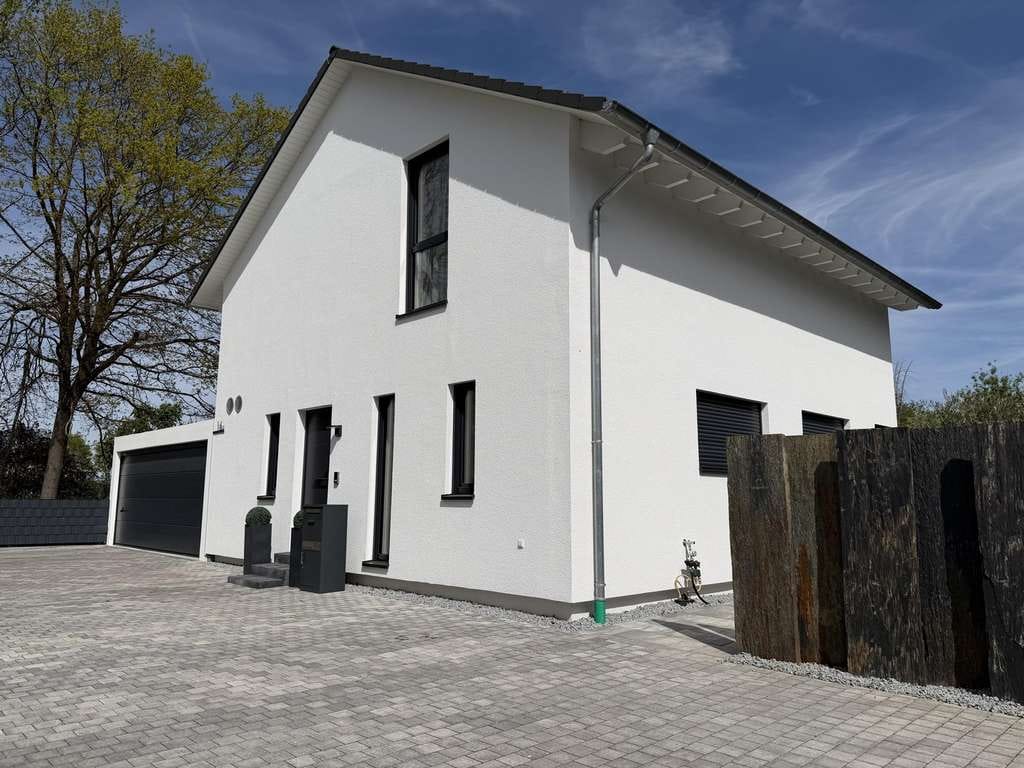 Immobilie in Rohr - Neubau! Einfamilienhaus in bester Lage - Bild 1