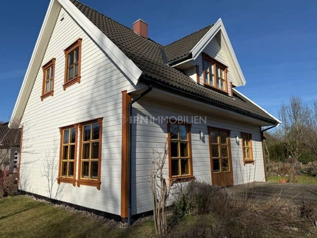 Immobilie in Broderstorf - Energieeffizientes Einfamilienhaus in idyllischer Umgebung - Bild 0