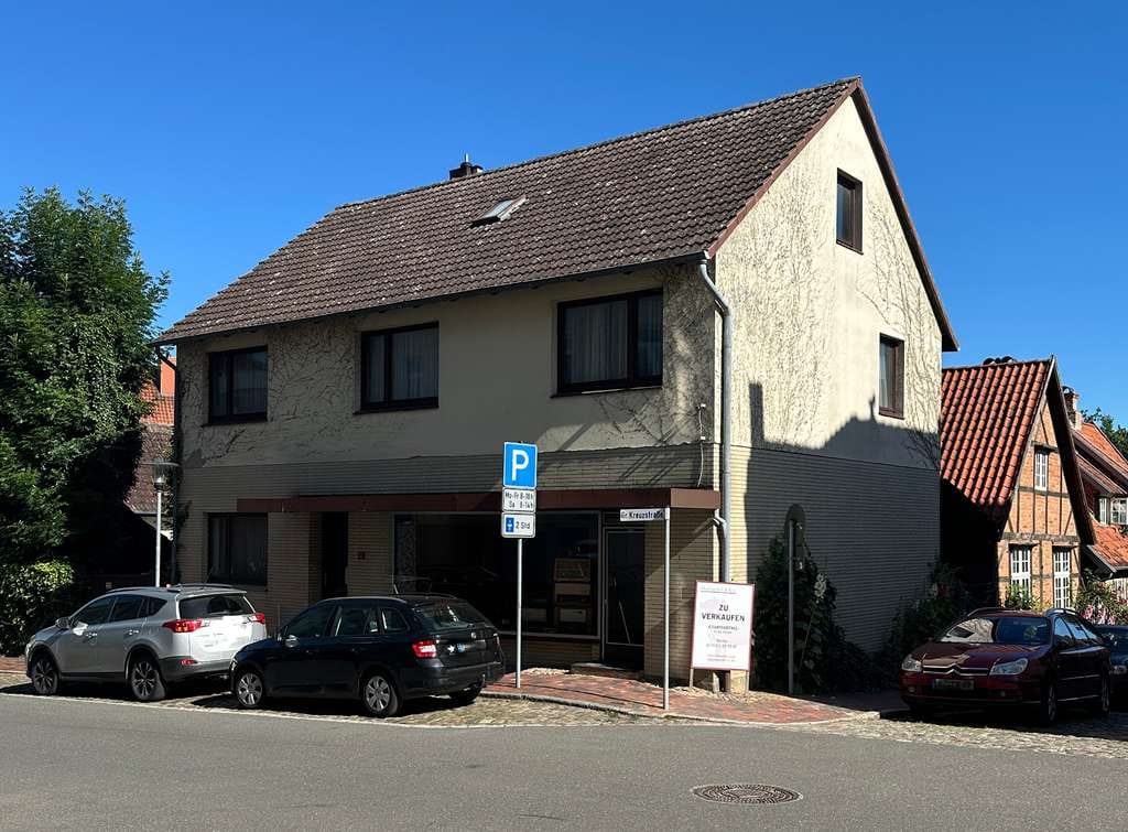 Immobilie in Ratzeburg - Ruhiges Stadthaus mit vielseitigem Potenzial - Courtagefrei! - Bild 0
