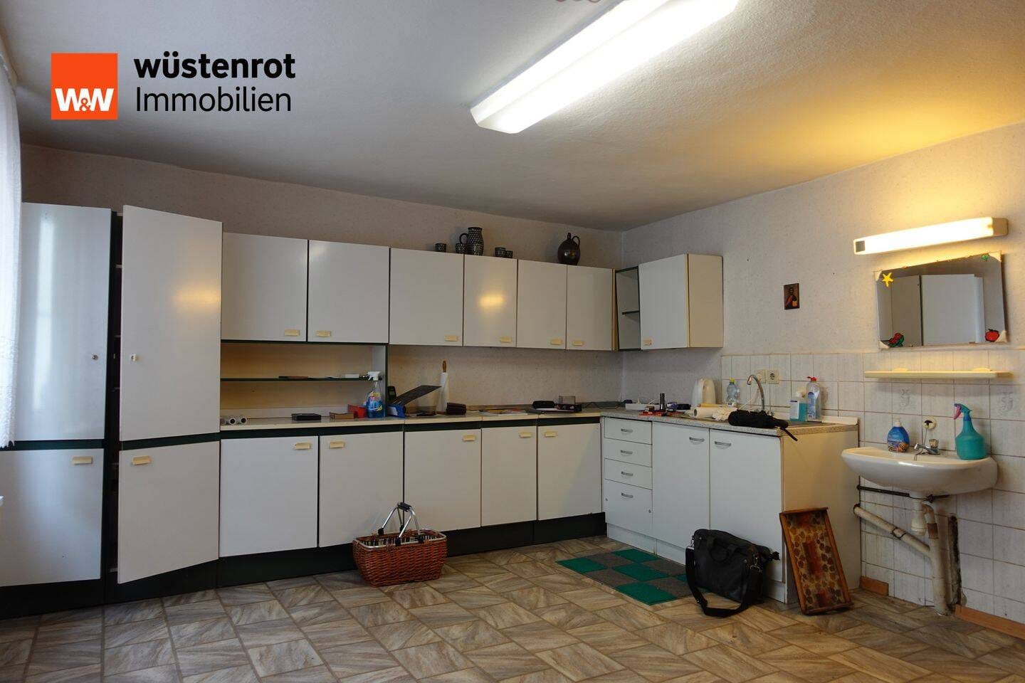 Immobilie in Wittichenau - Kulow - Charmantes Reihenmittelhaus mit Potenzial und gemütlichem Innenhof - Bild 1