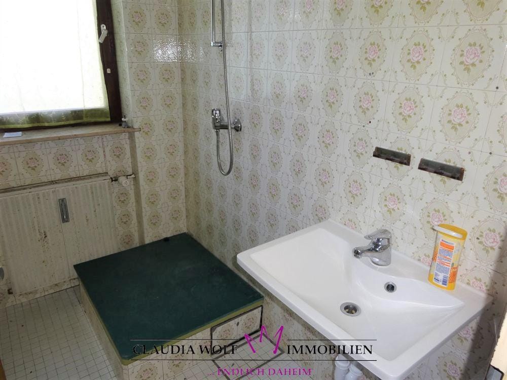 Immobilie in Schnelldorf - *** HANDWERKERHAUS MIT GROSSEN MÖGLICHKEITEN – 2-Familienhaus mit Ausbaumöglichkeit für 3. Wohnung in Schnelldorf *** - Bild 4
