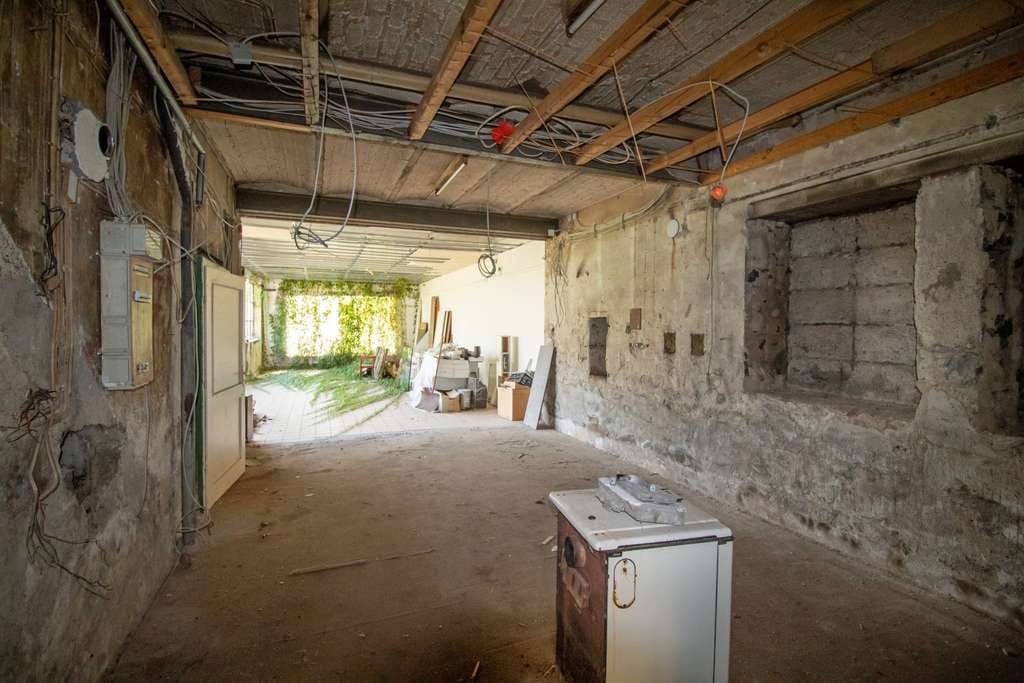 Immobilie in Mendig - Raum für Visionen: Ein Haus voller Möglichkeiten in zentraler Lage mit zusätzlichem Baugrundstück! - Bild 2