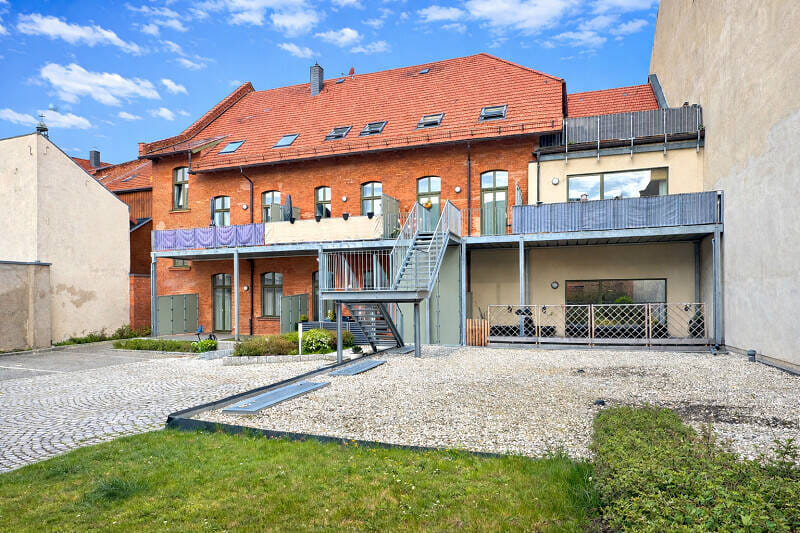 Immobilie in Waltershausen - Sanierter Wohntraum mit Terrasse, Stellplatz und separatem Eingang - Bild 2
