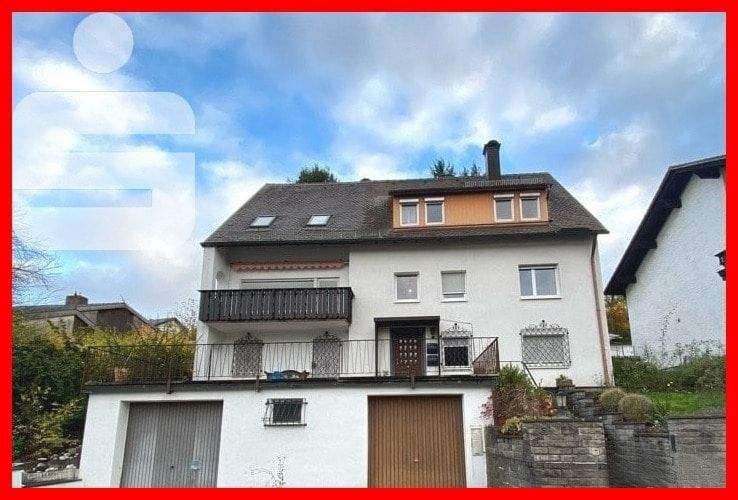 Immobilie in Neustadt an der Aisch - Neustadt a.d. Aisch - leerstehendes Zweifamilienwohnhaus mit zwei Garagen - Bild 0