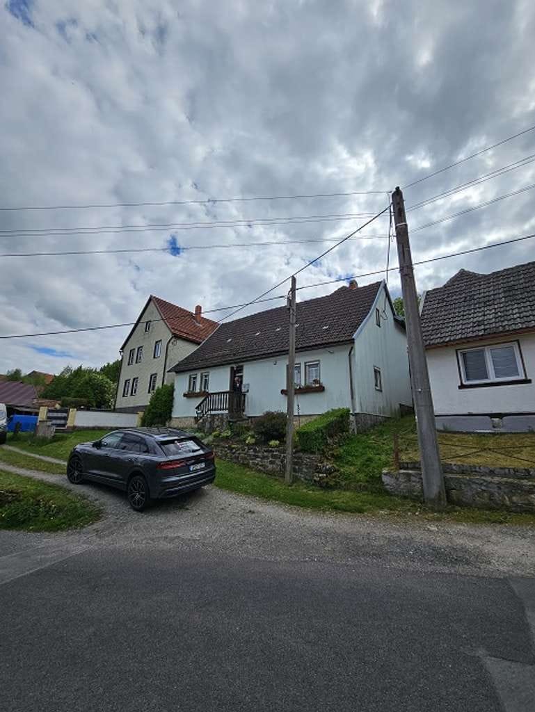 Immobilie in Helbedündorf - Kleines Einfamilienhaus, mit Nebengelass und separatem Garten, zu verkaufen :) - Bild 0