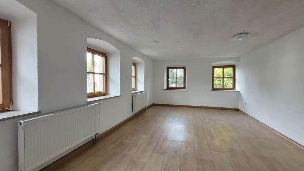 Immobilie in Marktleugast - Landhaus, vielseitig nutzbar, 380 qm Wohn- und Nutzfläche,  für große Familien oder Gruppen - Bild 1