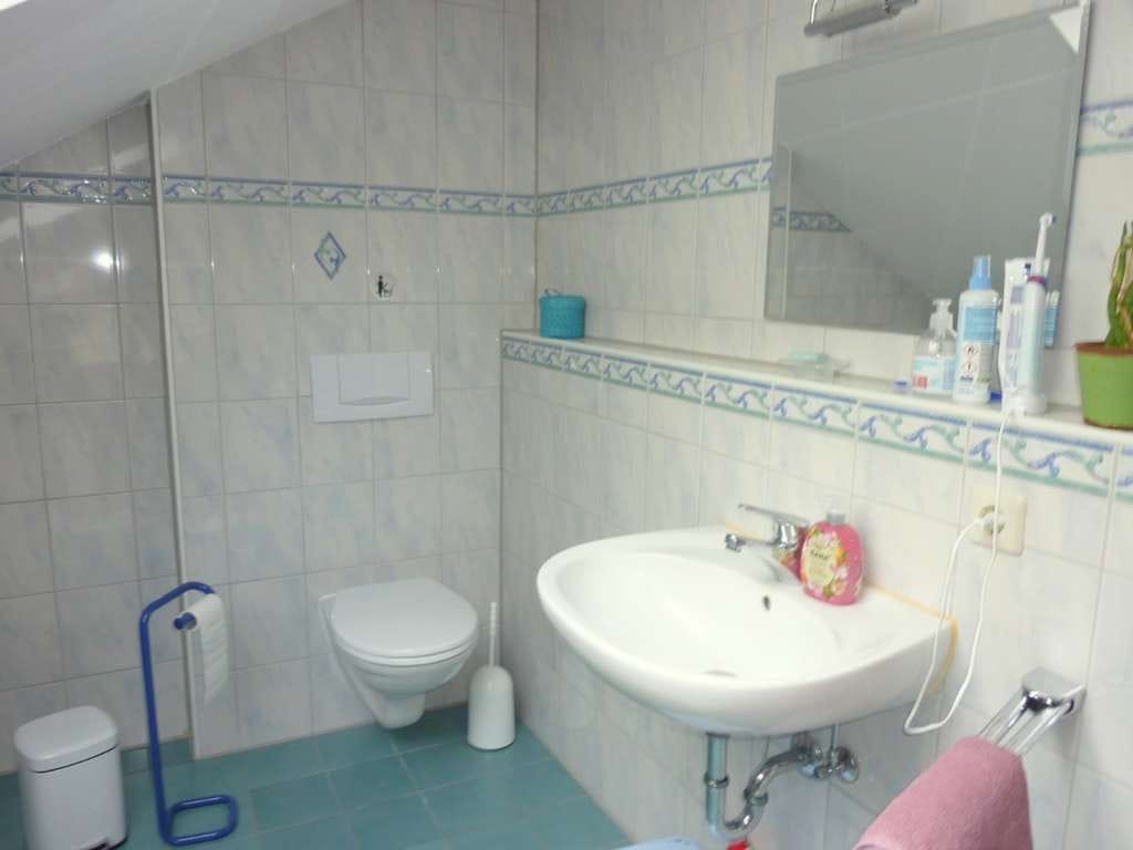 Immobilie in Forchtenberg - Ansprechendes Ein/Zweifamilienhaus mit Einliegerwohnung in guter Aussichtslage von Forchtenberg! - Bild 4